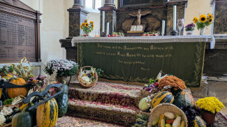 Kleinschelken Erntedankaltar